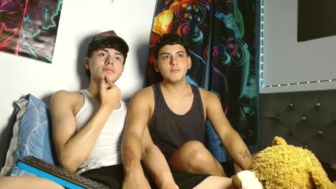 Snapshot of im_juanda chatting on November 2025 04:09:02 PM im_juanda online show from November 2025 04:09:02 PM