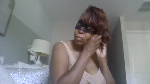 Snapshot of im_laa30z chatting on June 2026 12:52:01 PM weet exy Cougar online show from June 2026 12:52:01 PM