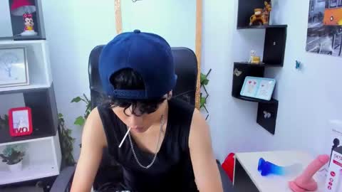 mathias online show from October 2025 07:33:01 PM