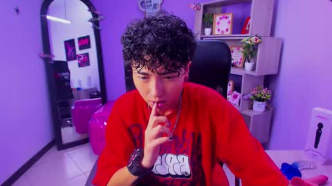 mathias online show from November 2025 04:11:02 AM