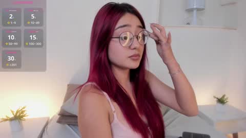 Snapshot of im_mave chatting on January 2025 06:52:01 PM Mave online show from January 2025 06:52:01 PM