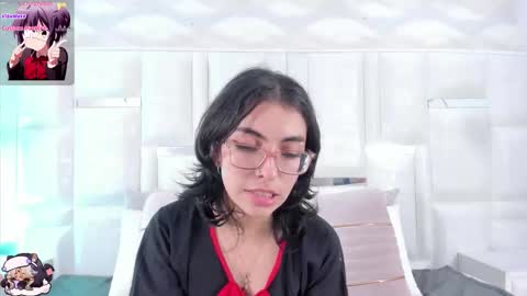 Moly  online show from November 2025 09:03:02 PM