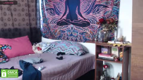 Cutie pie online show from February 2025 12:33:01 PM