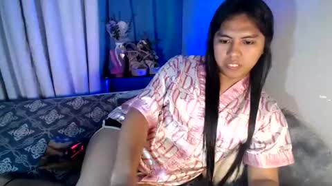 Snapshot of im_ur_girl_demure chatting on June 2026 01:11:01 PM kyline online show from June 2026 01:11:01 PM