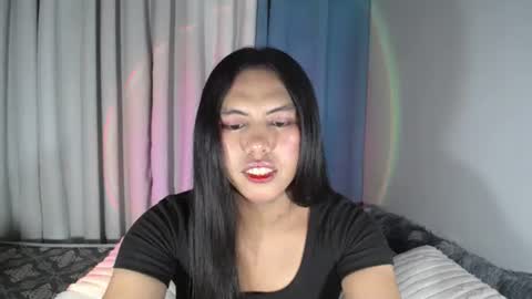 Snapshot of im_ur_girl_demure chatting on August 2026 06:44:01 PM kyline online show from August 2026 06:44:01 PM