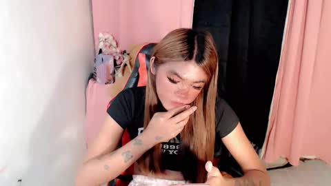 im_yourfairyannaxx online show from February 2026 01:04:02 AM