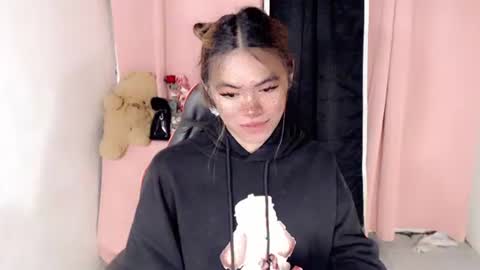 Snapshot of im_yourfairyannaxx chatting on April 2026 12:08:01 AM im_yourfairyannaxx online show from April 2026 12:08:01 AM
