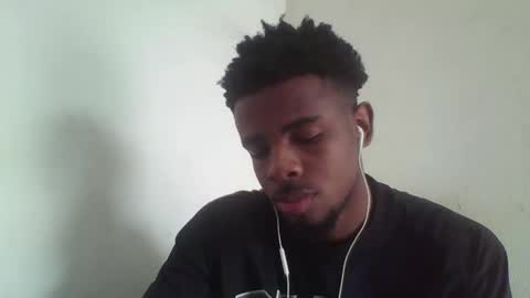 Snapshot of imaking01 chatting on September 2025 09:22:02 AM imaking01 online show from September 2025 09:22:02 AM