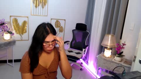 Ashley online show from December 2024 02:50:01 PM