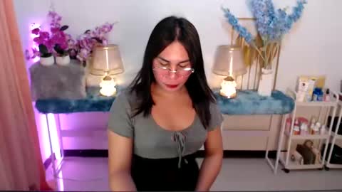 Ashley online show from January 2025 06:10:01 PM