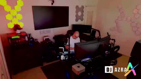 DJ Azra online show from December 2024 03:59:02 PM