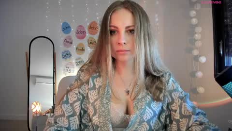 ImKeira online show from April 2026 12:24:01 PM