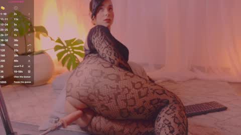 Leana online show from April 2026 09:32:02 AM