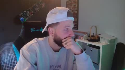 immumu online show from December 2024 01:12:02 PM