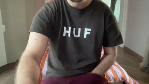 imnotall online show from September 2025 11:55:02 AM