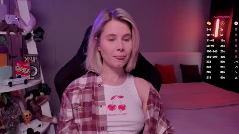 Mia online show from January 2026 12:20:01 PM