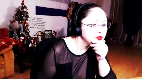 Empress online show from February 2025 01:22:01 AM