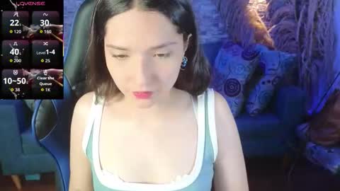 Karen  online show from November 2025 07:58:02 PM