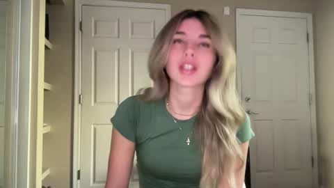 Snapshot of imrubyy chatting on January 2025 10:56:01 PM RUBYY 3 online show from January 2025 10:56:01 PM