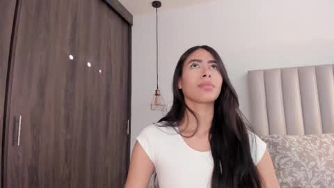 sarah online show from December 2025 09:44:02 PM