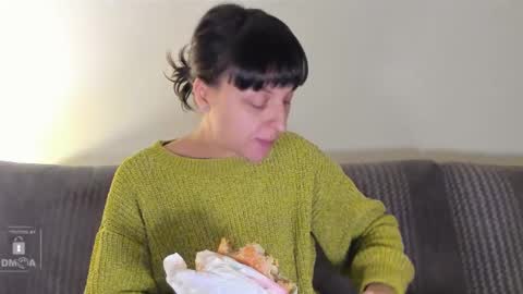 Snapshot of inakush chatting on February 2025 04:00:02 PM Ina Kush online show from February 2025 04:00:02 PM