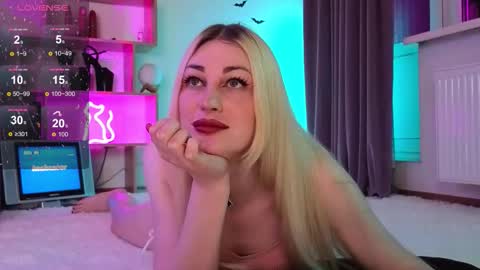  Dina  Help me reach 100 likes  online show from October 2025 09:38:01 PM