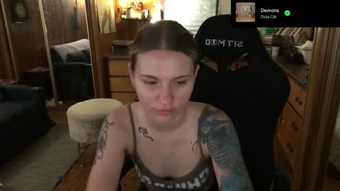Snapshot of incognitoqueen chatting on January 2025 12:59:01 AM Carter online show from January 2025 12:59:01 AM