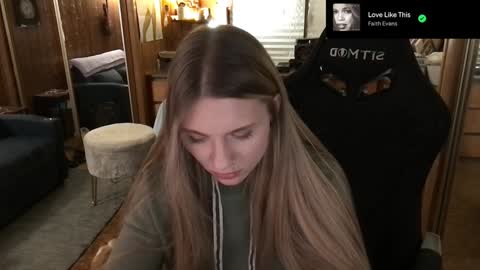 Snapshot of incognitoqueen chatting on January 2025 08:14:02 AM Carter online show from January 2025 08:14:02 AM