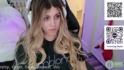 incomingtease online show from April 2026 09:20:01 PM