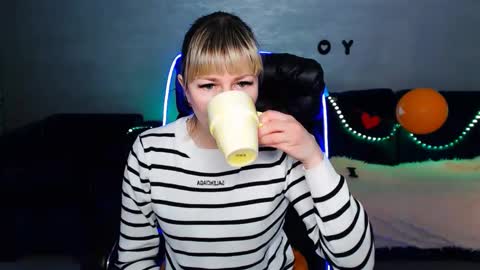 incredible_ariela online show from March 2025 10:35:02 AM