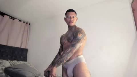 Snapshot of independent_project chatting on February 2025 06:01:01 PM Jacobo online show from February 2025 06:01:01 PM