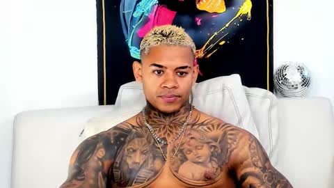 Snapshot of independent_project chatting on November 2025 01:25:02 PM Jacobo online show from November 2025 01:25:02 PM