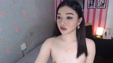 indestructabletrixie online show from February 2025 07:47:02 PM