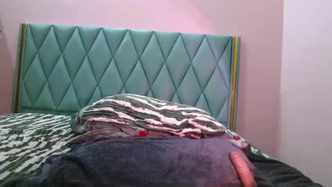 Parul online show from February 2025 01:06:01 PM