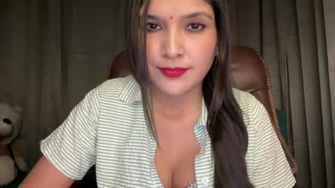 Snapshot of indian_meenakshi_69 chatting on May 2026 08:14:02 PM priya online show from May 2026 08:14:02 PM