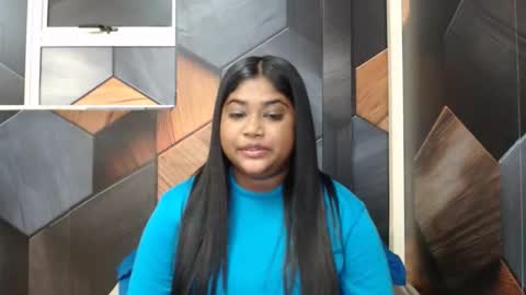 Melz online show from December 2025 06:43:01 AM