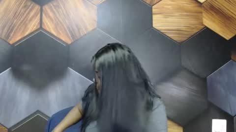 Melz online show from March 2026 06:03:02 AM