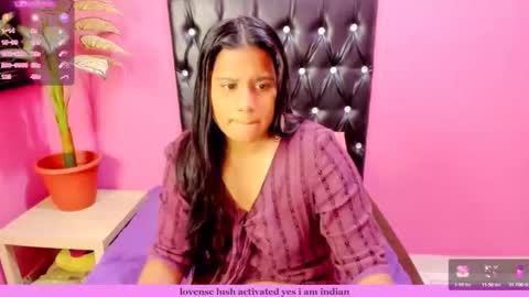 Snapshot of indianflame chatting on April 2026 06:28:01 PM PARADISEQUEEN online show from April 2026 06:28:01 PM