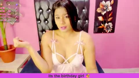 PARADISEQUEEN online show from July 2026 08:06:01 AM