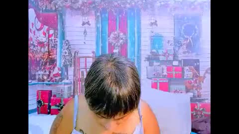 indianroxy27 online show from December 2025 09:25:01 AM