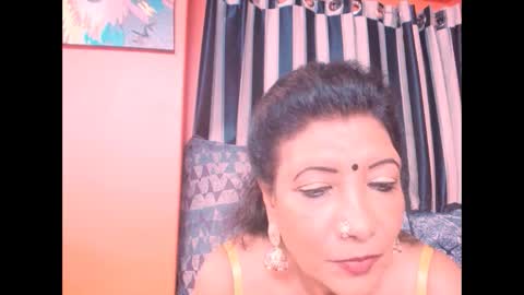 indiansarika65 online show from January 2025 04:45:01 PM