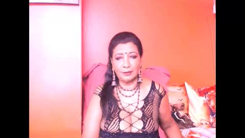 indiansarika65 online show from February 2026 03:41:02 PM