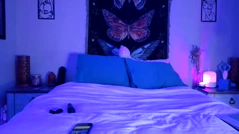 Indigo Bay online show from February 2026 05:23:01 AM