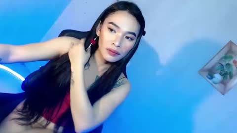 Snapshot of indra_mae chatting on April 2026 06:23:01 PM Mae online show from April 2026 06:23:01 PM