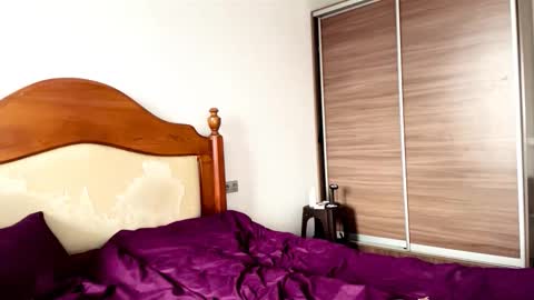 Ines online show from February 2026 07:17:01 AM