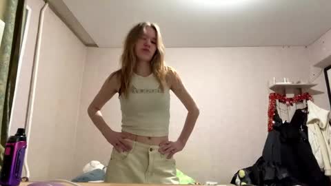 Sofia online show from April 2026 03:48:02 PM