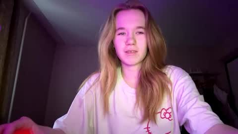 Sofia online show from April 2026 02:31:01 PM