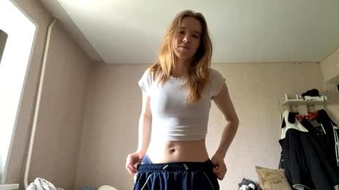 Sofia online show from May 2026 10:00:01 AM