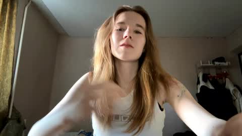 Sofia online show from May 2026 02:23:02 PM