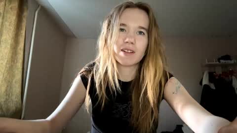 Sofia online show from May 2026 03:29:01 PM